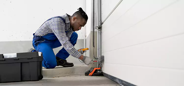 Expert Solutions for Every Garage Lock Need in Florida Ridge, FL